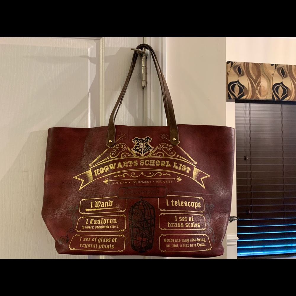 Harry Potter tote bag, gorgeous!